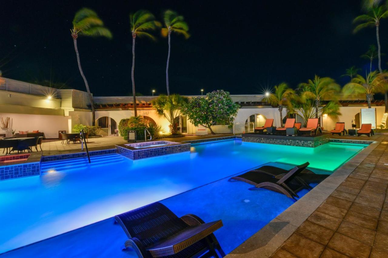 Talk Of The Town Beach Hotel & Beach Club By Gh Hoteles Oranjestad Exteriör bild