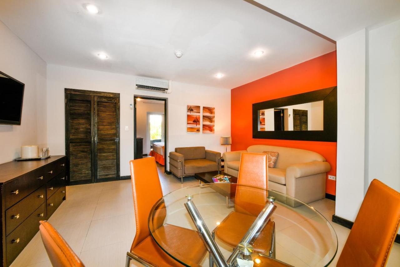 Talk Of The Town Beach Hotel & Beach Club By Gh Hoteles Oranjestad Exteriör bild
