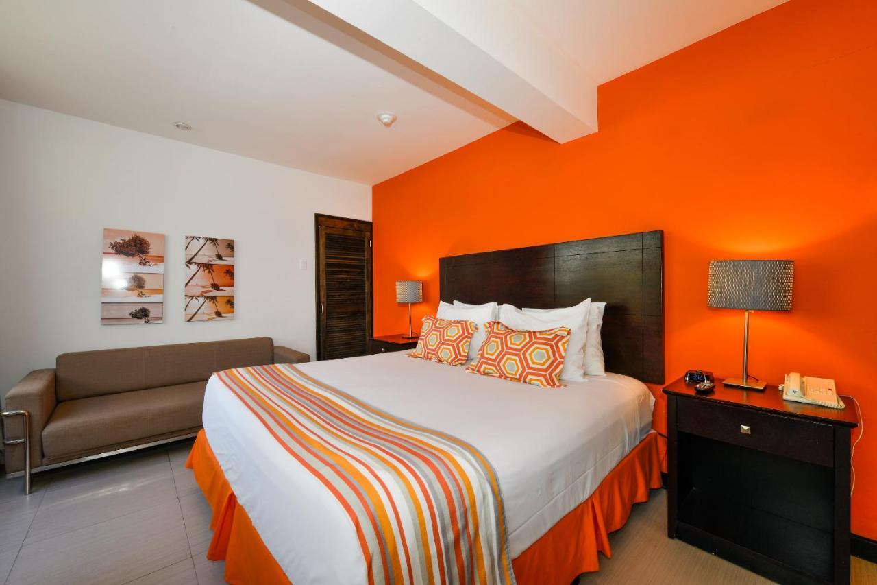 Talk Of The Town Beach Hotel & Beach Club By Gh Hoteles Oranjestad Exteriör bild