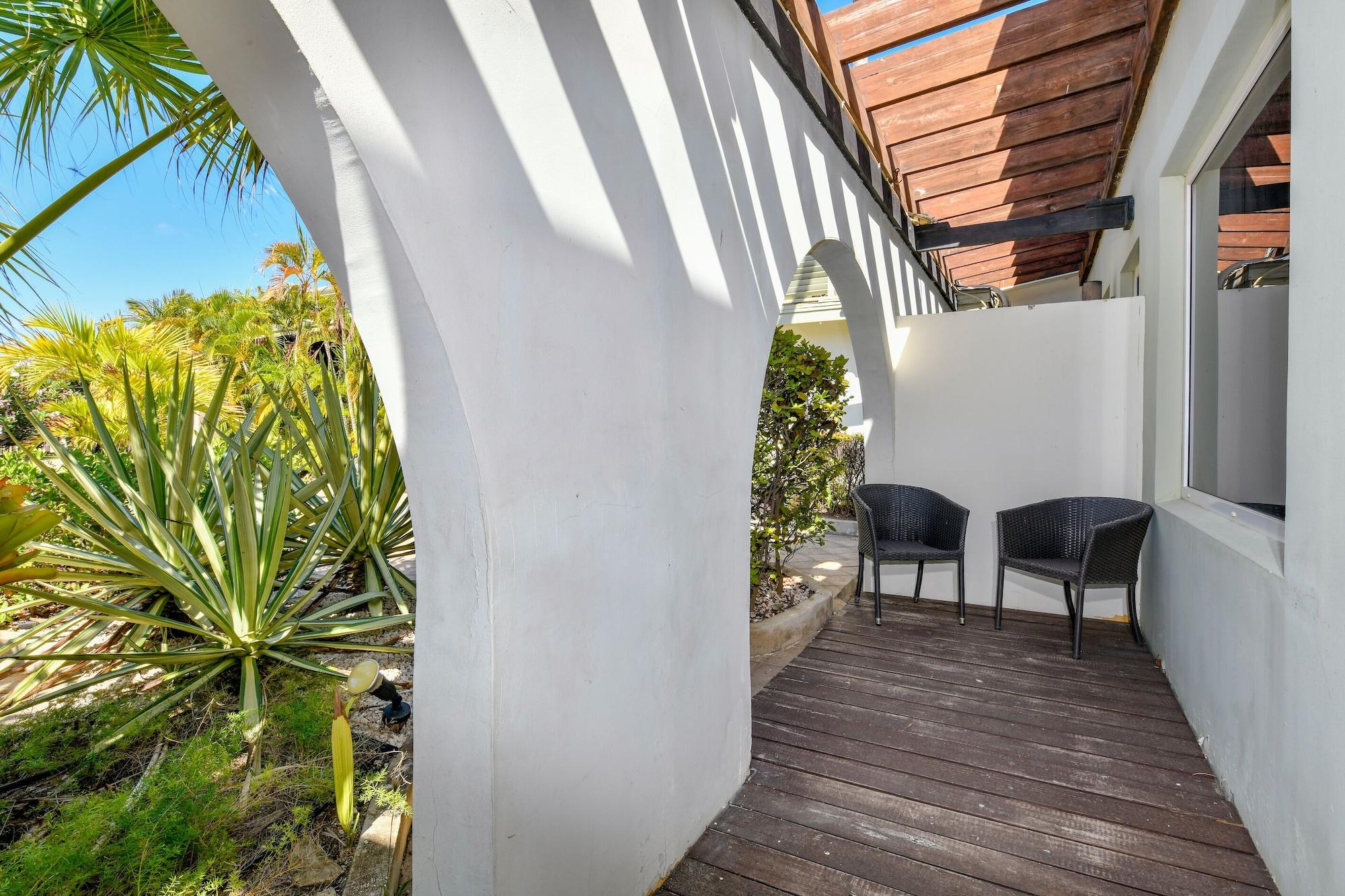 Talk Of The Town Beach Hotel & Beach Club By Gh Hoteles Oranjestad Exteriör bild