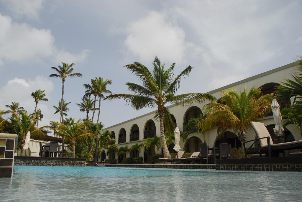 Talk Of The Town Beach Hotel & Beach Club By Gh Hoteles Oranjestad Exteriör bild