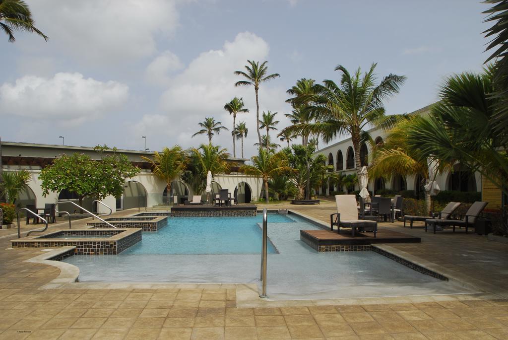 Talk Of The Town Beach Hotel & Beach Club By Gh Hoteles Oranjestad Exteriör bild