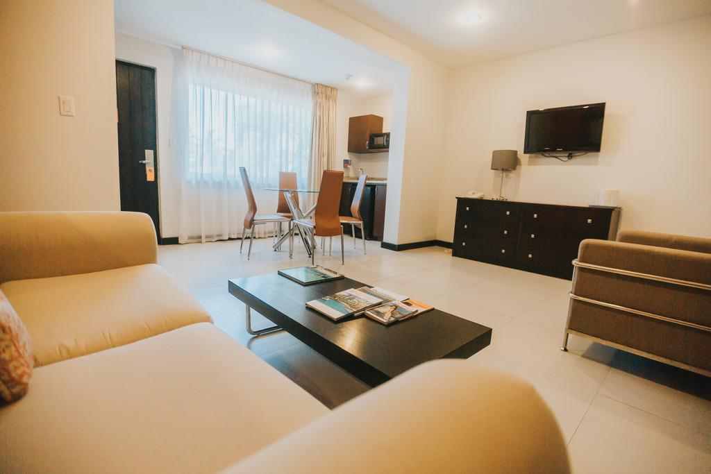 Talk Of The Town Beach Hotel & Beach Club By Gh Hoteles Oranjestad Exteriör bild
